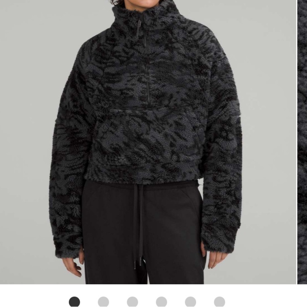 Lululemon Women’s oversized half zip Scuba Fleece SIZE XS/S color camo jacq